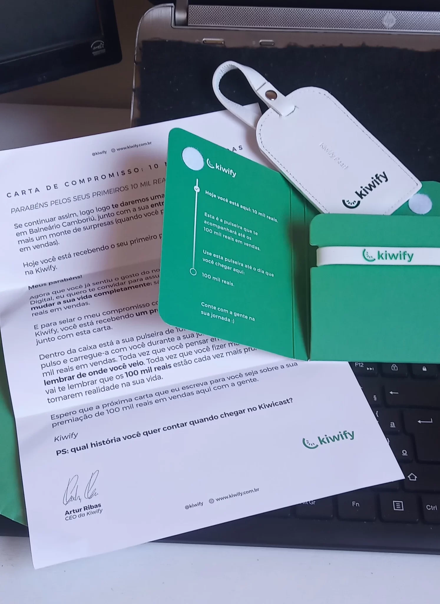Premiação Kiwify Copywriter Ninja +10 mil em vendas na plataforma.